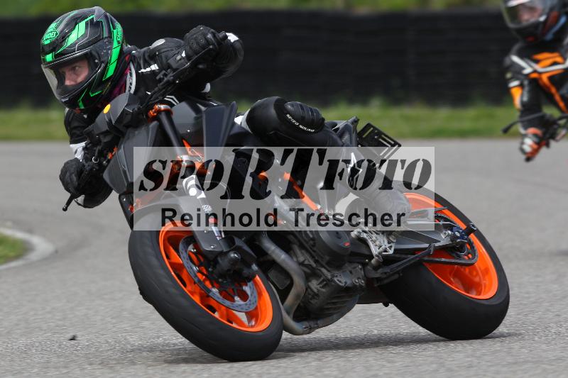 /Archiv-2025/10 23.04.2025 Cornu Master School ADR/rot-rouge/46